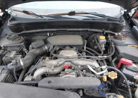 2010 Subaru Forester 2.5X Premium z USA, uszkodzony, nr VIN JF2SH6CC3AH915357